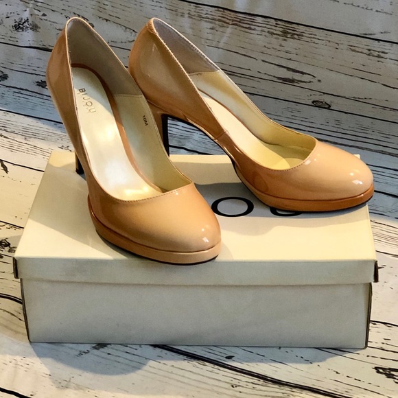 BIJOU NEW YORK—CAMEL OMBRÉ—PLATFORM HEELS!! (EUC) - Picture 2 of 10